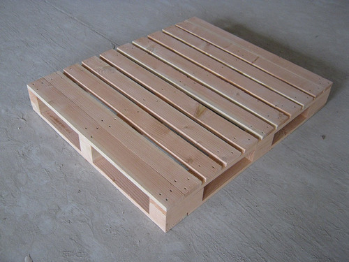 使用木制托盤的時候運輸問題要注意哪些呢 使用木制托盤的時候運輸問題要注意哪些呢